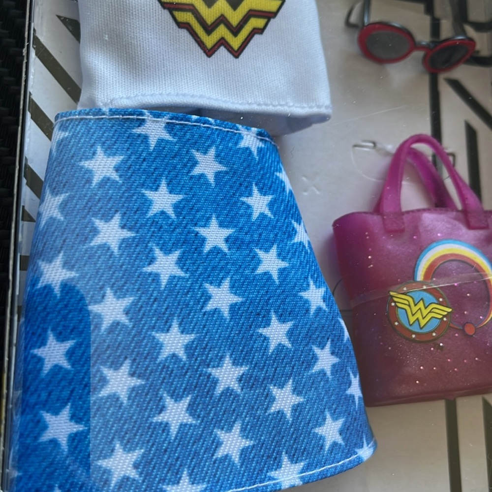 Barbie Wonder Woman Kids Accessory Set - Blue and Pink - Picture 4 of 5